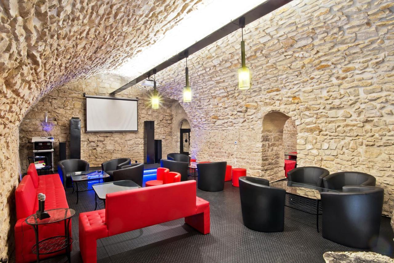 Hotel U Hada Zatec Extérieur photo
